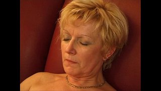 Ny Kely Belza aho Fuck eo amin&#039;ny 1 F Fuck anao teo amin&#039;ny faha-2 Sy faha-3 Ny Pierre alalan&#039;ny moro (Anastasia Kass,Nana