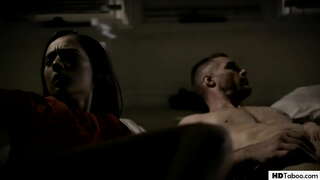 Petite colegio de las niñas a la mierda viejo dick