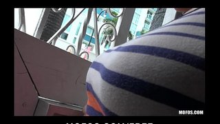 Big-tit bruna ragazza Sabrina Taylor dà grande pubblico BJ