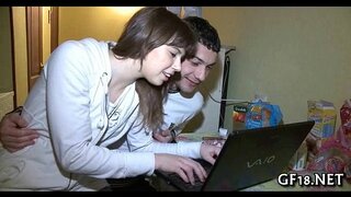 ���ুধু তাকান, এই কমনীয় gir