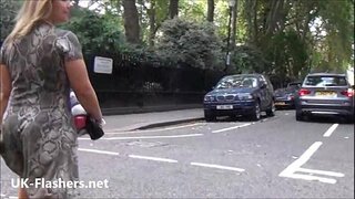 Σέξι λάμψη ξανθιά Ashley Αναβάτες υπαίθρια επιδειξιομανία και ερασιτέχνες ηδονοβλεψίας μωρό μου