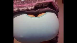 Голяма гумена петно на гърдите