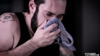 Pui drăguț meserii sex dur pentru o cameră liberă și consiliul