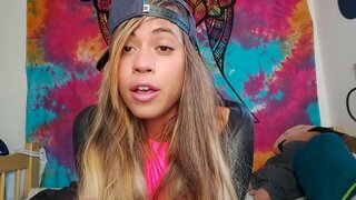 GENOM ATT INTERAGERA MED FANS,