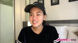 Тайландын охин хххоах-ний минж авдаг creampied