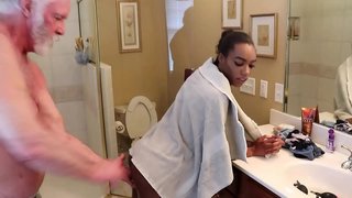 Chanel Skye Am-Bava Mavo Ranonorana Pussy Fucking Boriky Fucking Nokapohina Amin'ny Lava-Pitombenana Kilalao